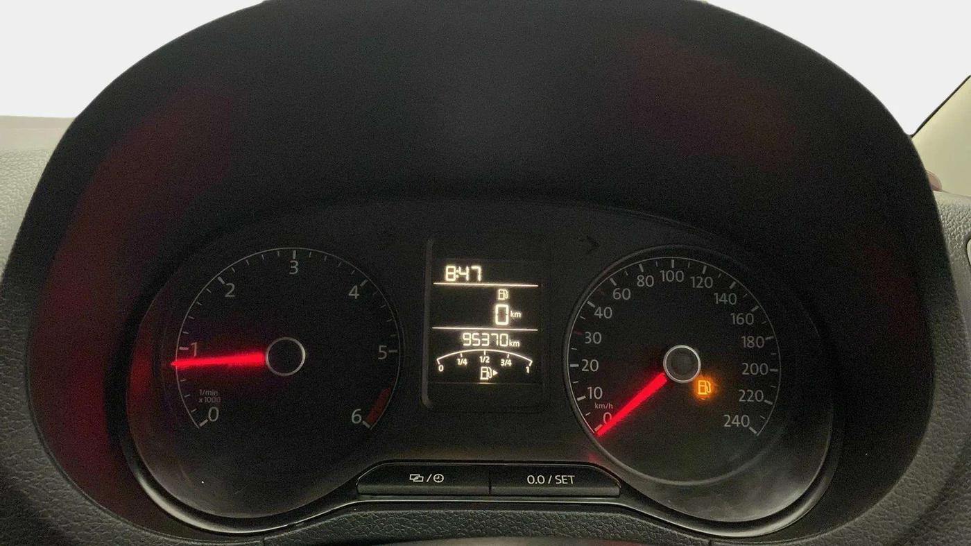 2016 Volkswagen Polo COMFORTLINE 1.5L, Diesel, Manual, 95,349 km, Odometer Image
