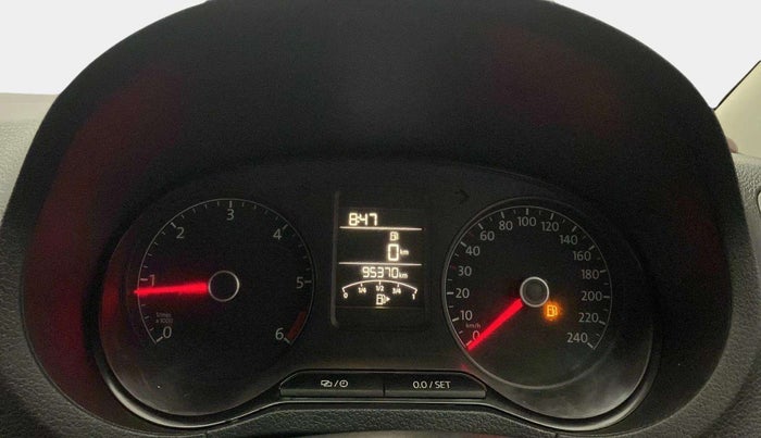 2016 Volkswagen Polo COMFORTLINE 1.5L, Diesel, Manual, 95,349 km, Odometer Image