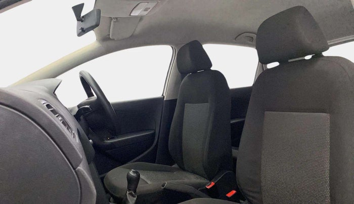 2016 Volkswagen Polo COMFORTLINE 1.5L, Diesel, Manual, 95,349 km, Right Side Front Door Cabin