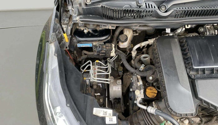 2022 Tata NEXON XZA PLUS DARK DIESEL, Diesel, Automatic, 21,068 km, Engine View - Right