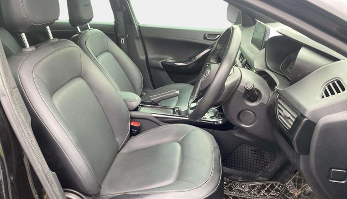 2022 Tata NEXON XZA PLUS DARK DIESEL, Diesel, Automatic, 21,068 km, Right Side Front Door Cabin