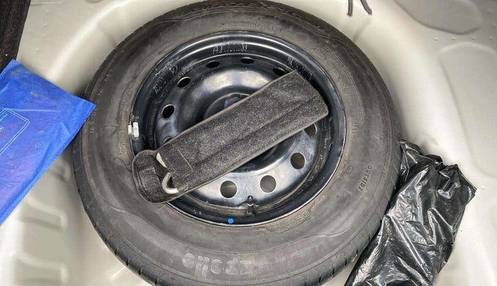 2023 Maruti Dzire VXI, Petrol, Manual, 27,976 km, Spare Tyre