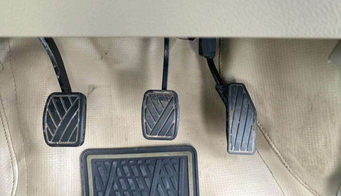 2023 Maruti Dzire VXI, Petrol, Manual, 27,976 km, Pedals