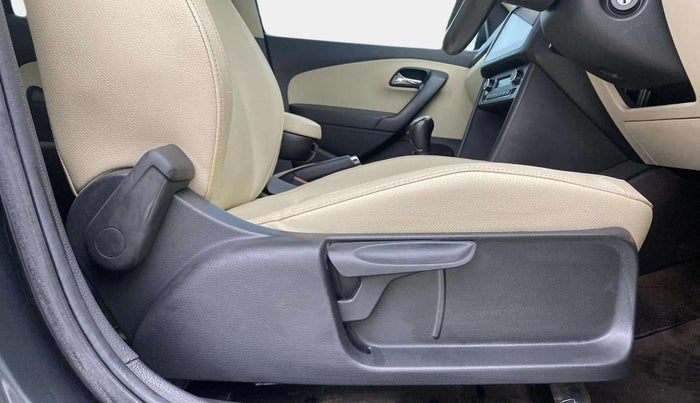 2020 Skoda Rapid STYLE TSI, Petrol, Manual, 33,618 km, Driver Side Adjustment Panel