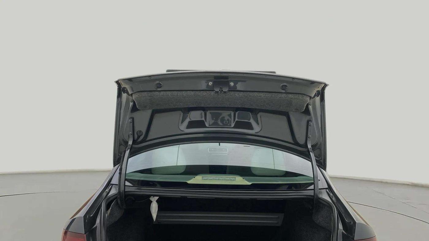 2020 Skoda Rapid STYLE TSI, Petrol, Manual, 33,618 km, Boot Door Open