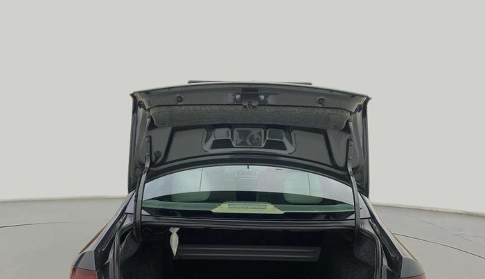 2020 Skoda Rapid STYLE TSI, Petrol, Manual, 33,618 km, Boot Door Open