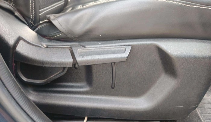 2023 Hyundai EXTER SX 1.2 CNG MT, CNG, Manual, 28,069 km, Driver Side Adjustment Panel
