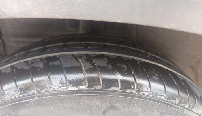 2023 Hyundai EXTER SX 1.2 CNG MT, CNG, Manual, 28,069 km, Right Rear Tyre Tread