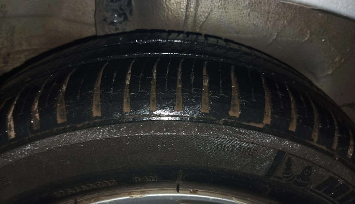 2013 Honda Jazz 1.2L I-VTEC S, Petrol, Manual, 69,631 km, Right Rear Tyre Tread