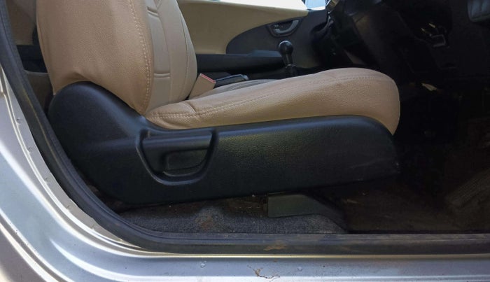 2013 Honda Jazz 1.2L I-VTEC S, Petrol, Manual, 69,631 km, Driver Side Adjustment Panel