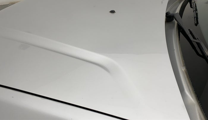 2013 Nissan Terrano XL D THP 110 PS, Diesel, Manual, 92,642 km, Bonnet (hood) - Slightly dented