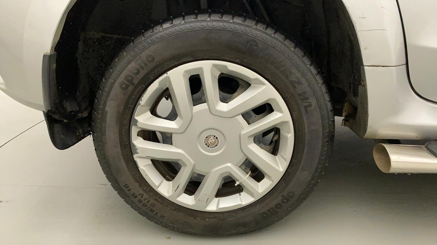 2013 Nissan Terrano XL D THP 110 PS, Diesel, Manual, 92,642 km, Right Rear Wheel