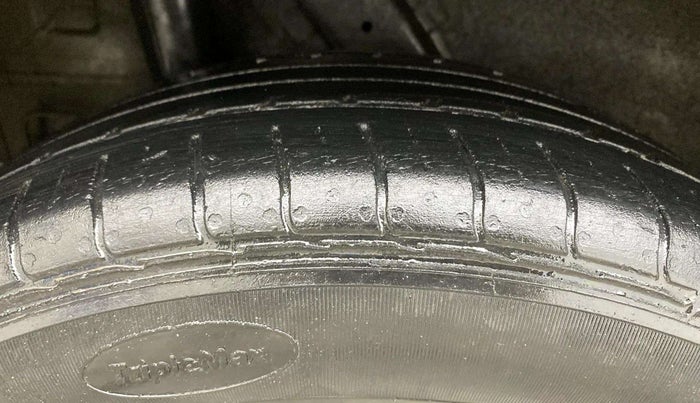 2021 Hyundai VENUE S 1.2, Petrol, Manual, 50,865 km, Right Front Tyre Tread