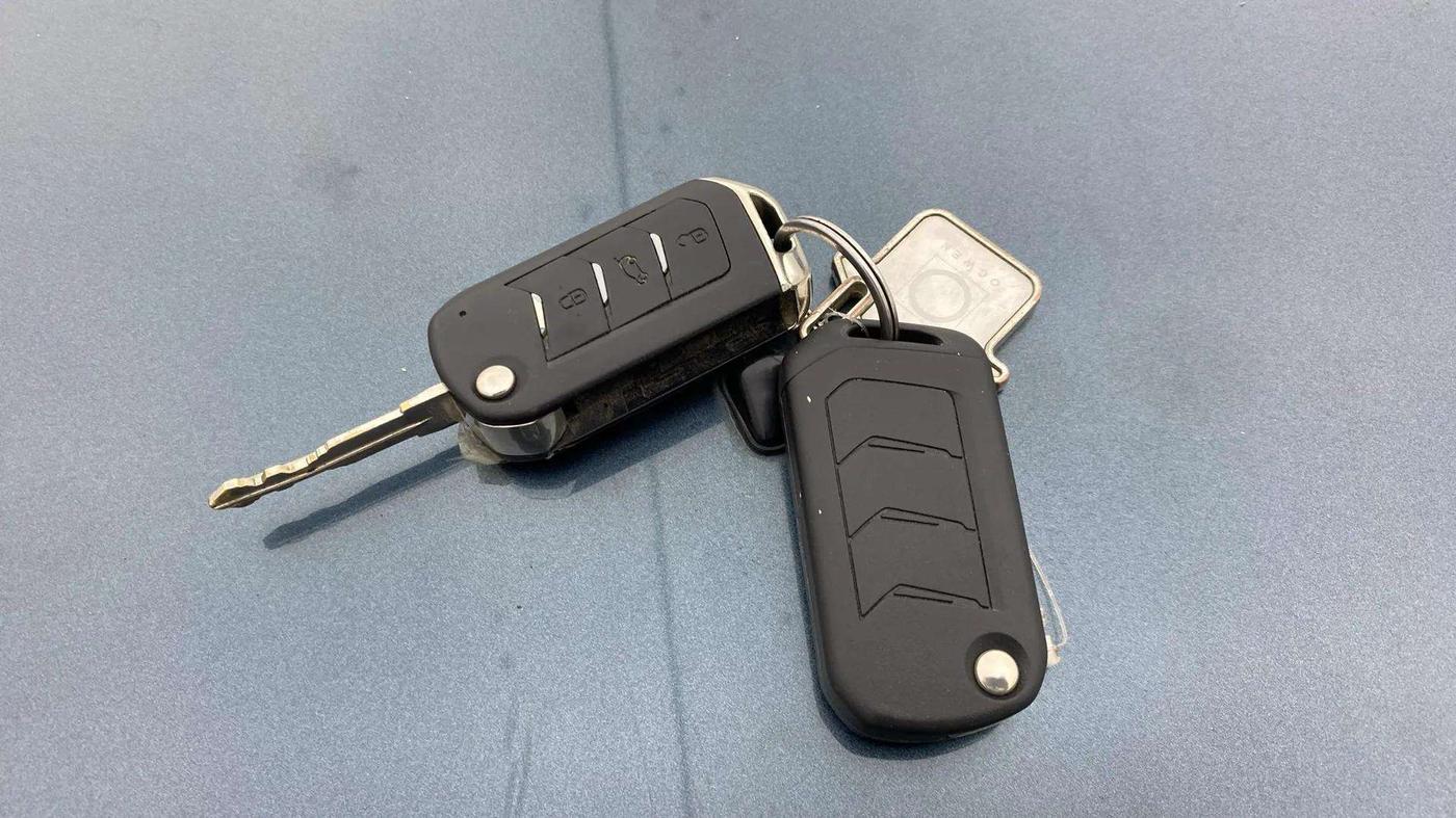 2018 Mahindra MARAZZO M6 7 STR, Diesel, Manual, 46,855 km, Key Close Up