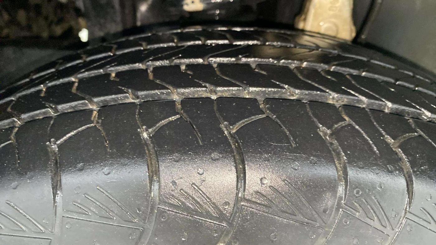 2018 Mahindra MARAZZO M6 7 STR, Diesel, Manual, 46,855 km, Left Front Tyre Tread