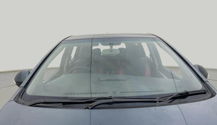 2018 Mahindra MARAZZO M6 7 STR, Diesel, Manual, 46,399 km, Front Windshield