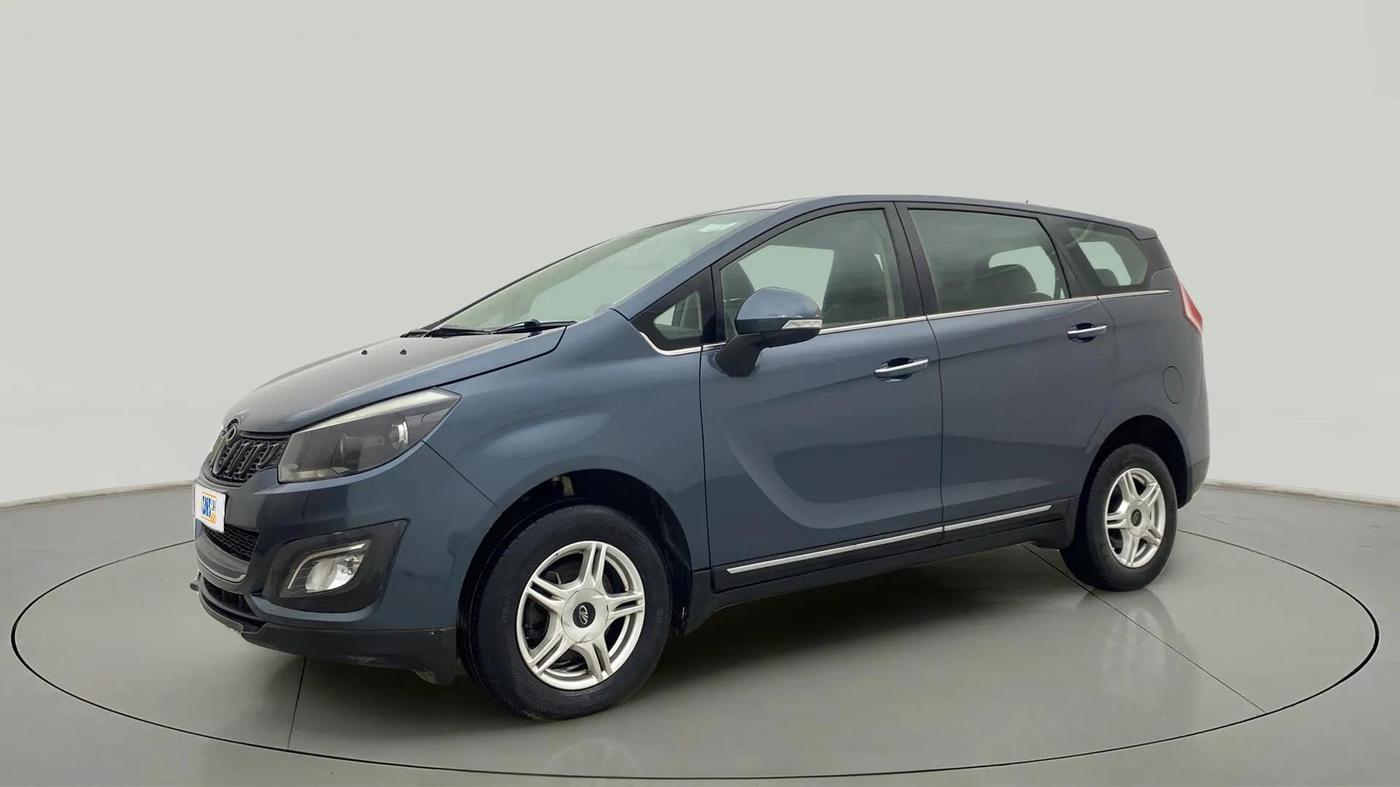 2018 Mahindra MARAZZO M6 7 STR, Diesel, Manual, 46,855 km, Left Front Diagonal