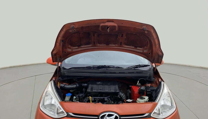 2017 Hyundai Grand i10 SPORTZ (O) AT 1.2 KAPPA VTVT, Petrol, Automatic, 1,13,983 km, Open Bonet