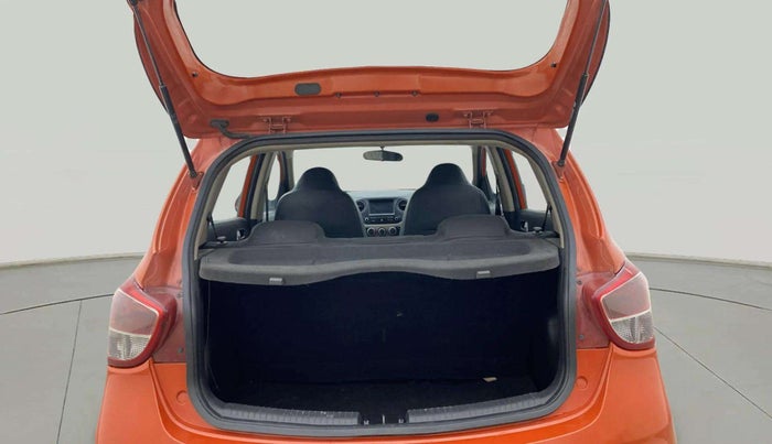 2017 Hyundai Grand i10 SPORTZ (O) AT 1.2 KAPPA VTVT, Petrol, Automatic, 1,13,983 km, Boot Open Zoomed View