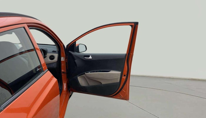 2017 Hyundai Grand i10 SPORTZ (O) AT 1.2 KAPPA VTVT, Petrol, Automatic, 1,13,983 km, RHS Front Door