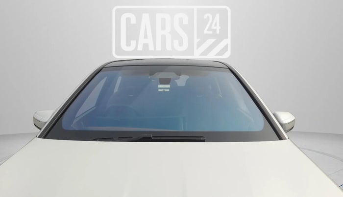2023 BMW iX XDRIVE40 , Electric, Automatic, 3,237 km, Front Windshield