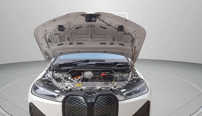 2023 BMW iX XDRIVE40 , Electric, Automatic, 3,237 km, Open Bonet