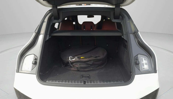 2023 BMW iX XDRIVE40 , Electric, Automatic, 3,237 km, Boot Inside