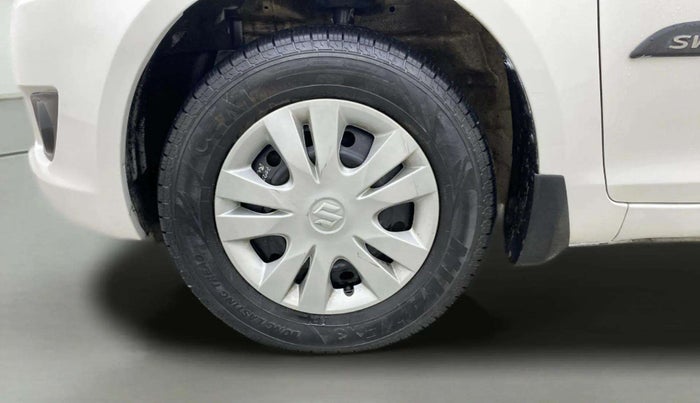 2014 Maruti Swift VXI, Petrol, Manual, 39,893 km, Left Front Wheel