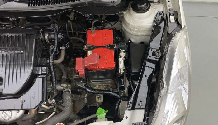 2014 Maruti Swift VXI, Petrol, Manual, 39,893 km, Engine View - Left