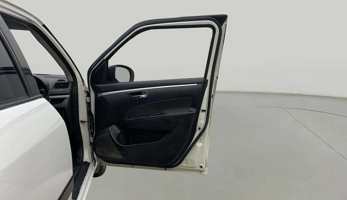 2014 Maruti Swift VXI, Petrol, Manual, 39,893 km, RHS Front Door