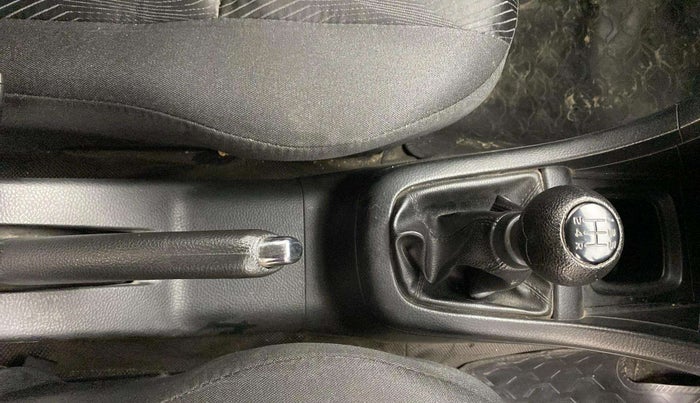 2014 Maruti Swift VXI, Petrol, Manual, 39,893 km, Gear Lever
