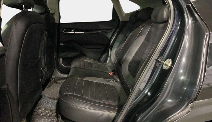 2022 KIA SELTOS GTX PLUS 1.4 PETROL, Petrol, Manual, 43,230 km, Right Side Rear Door Cabin
