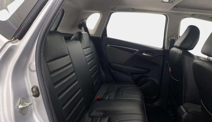 2018 Honda WR-V 1.5L I-DTEC VX MT, Diesel, Manual, 1,37,457 km, Right Side Rear Door Cabin