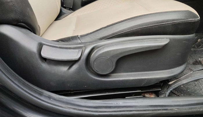 2019 Hyundai Verna 1.6 SX (O) CRDI MT, Diesel, Manual, 1,02,000 km, Driver Side Adjustment Panel