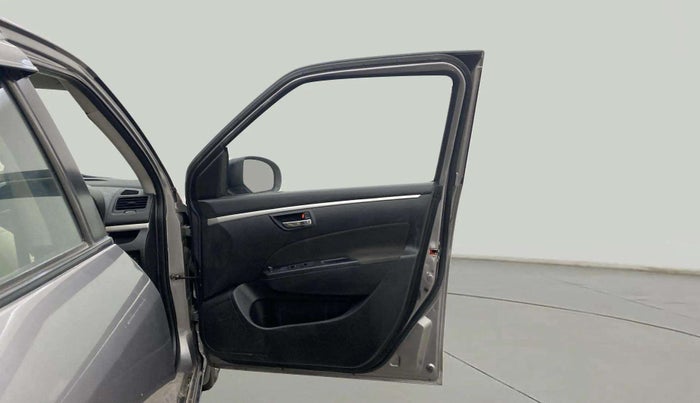 2014 Maruti Swift VXI, Petrol, Manual, 65,041 km, RHS Front Door