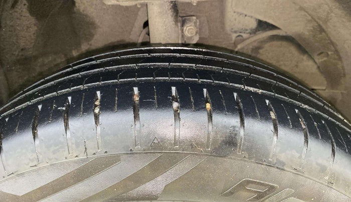 2024 Maruti Baleno DELTA PETROL 1.2, Petrol, Manual, 14,651 km, Right Front Tyre Tread