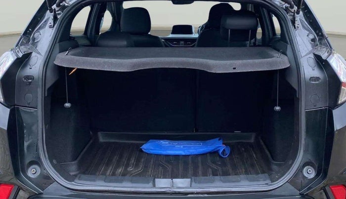 2023 Tata NEXON XZA PLUS PETROL DARK EDITION, Petrol, Automatic, 48,835 km, Boot Inside