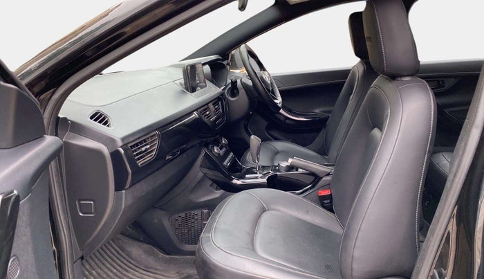 2023 Tata NEXON XZA PLUS PETROL DARK EDITION, Petrol, Automatic, 48,835 km, Right Side Front Door Cabin