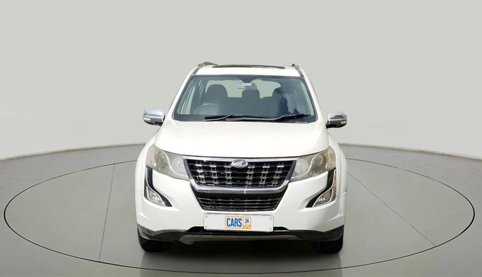 2016 Mahindra XUV500 W10 AT, Diesel, Automatic, 1,05,024 km, Front