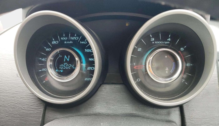 2016 Mahindra XUV500 W10 AT, Diesel, Automatic, 1,05,024 km, Odometer Image