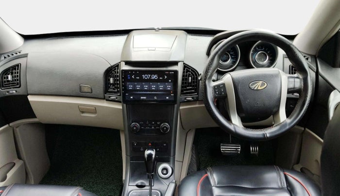 2016 Mahindra XUV500 W10 AT, Diesel, Automatic, 1,05,024 km, Dashboard