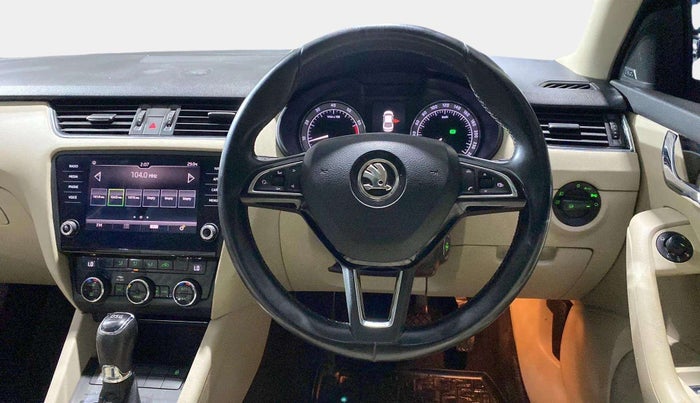 2018 Skoda Octavia L&K 1.8 TSI AT, Petrol, Automatic, 51,352 km, Steering Wheel Close Up