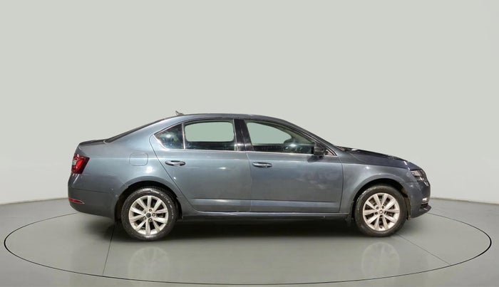 2018 Skoda Octavia L&K 1.8 TSI AT, Petrol, Automatic, 51,352 km, Right Side View