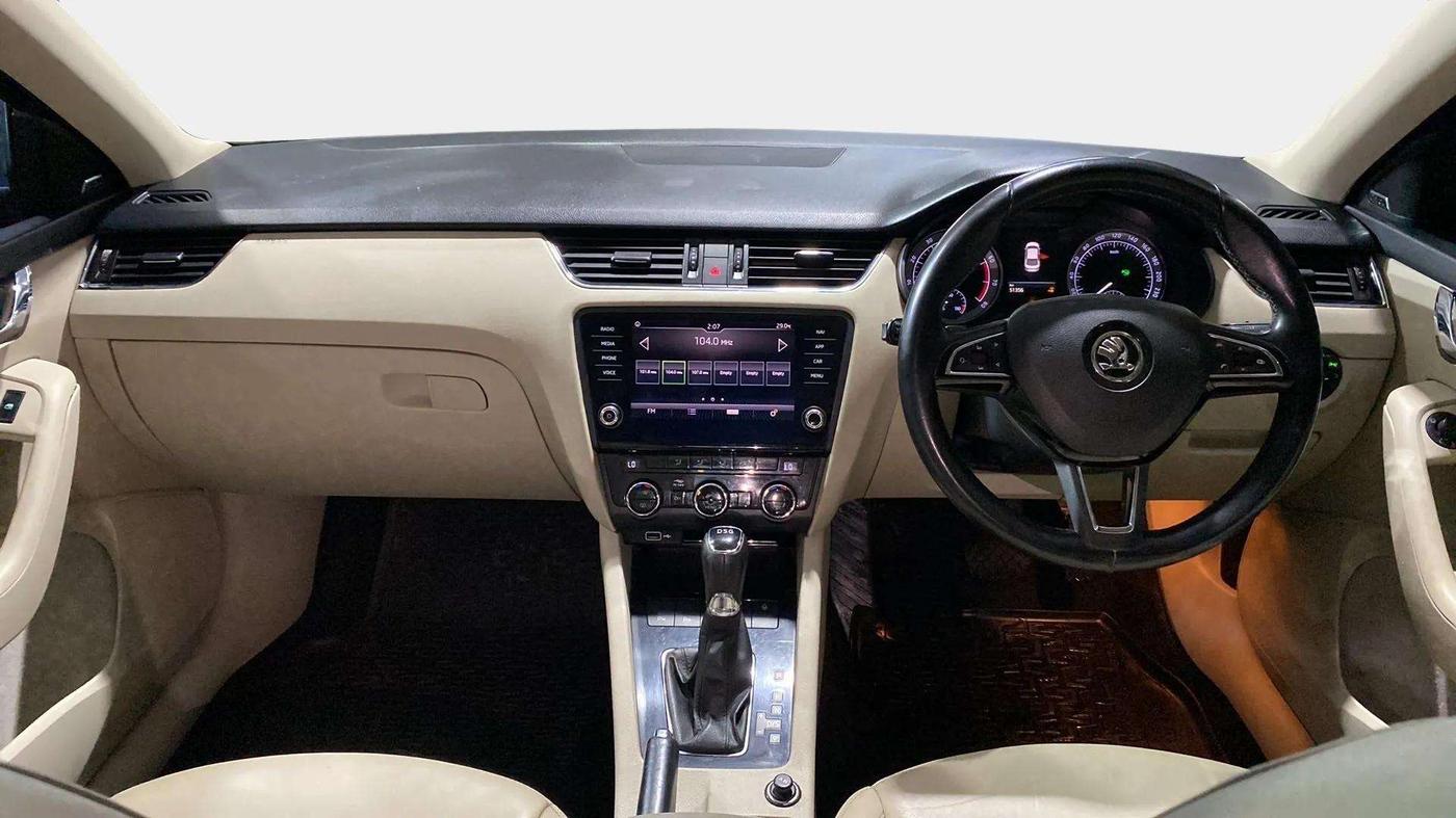 2018 Skoda Octavia L&K 1.8 TSI AT, Petrol, Automatic, 51,352 km, Dashboard