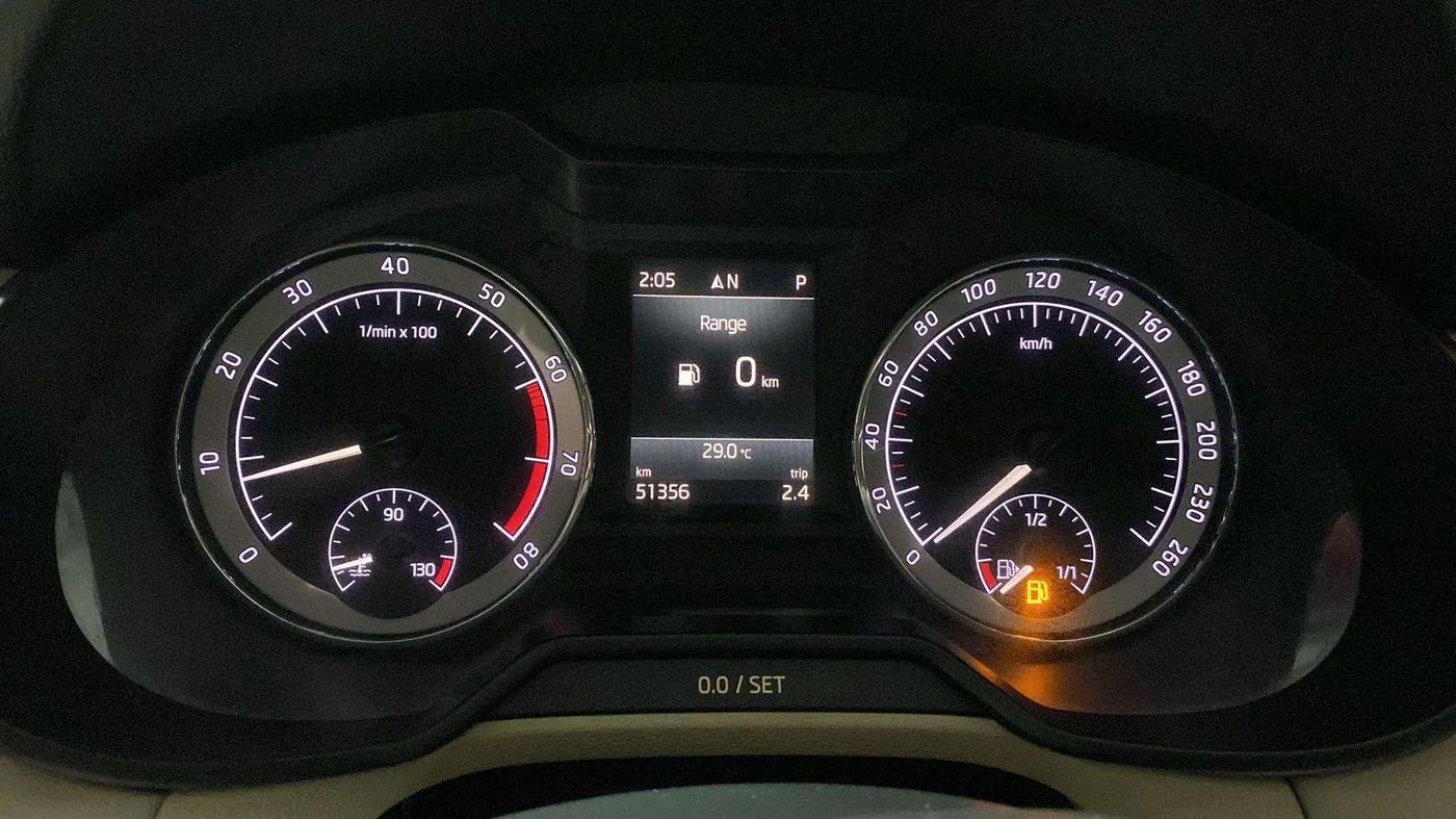 2018 Skoda Octavia L&K 1.8 TSI AT, Petrol, Automatic, 51,352 km, Odometer Image