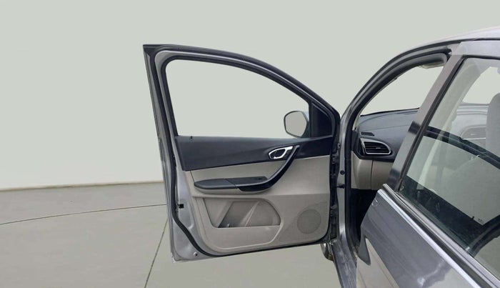 2018 Tata Tiago XZ PETROL, Petrol, Manual, 43,507 km, LHS Front Door