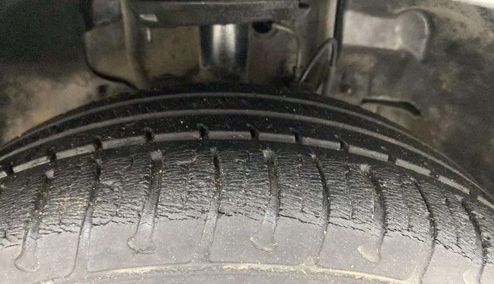 2018 Tata Tiago XZ PETROL, Petrol, Manual, 43,507 km, Right Front Tyre Tread