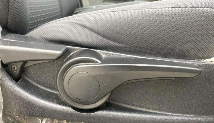 2018 Tata Tiago XZ PETROL, Petrol, Manual, 43,507 km, Driver Side Adjustment Panel