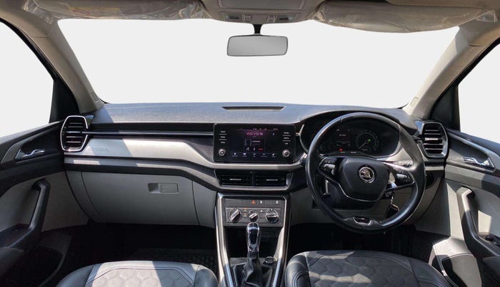 2022 Skoda KUSHAQ AMBITION 1.0L TSI AT, Petrol, Automatic, 17,089 km, Dashboard