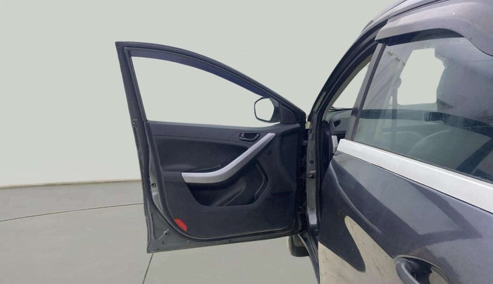 2021 Tata NEXON XM SUNROOF DIESEL, Diesel, Manual, 63,546 km, LHS Front Door